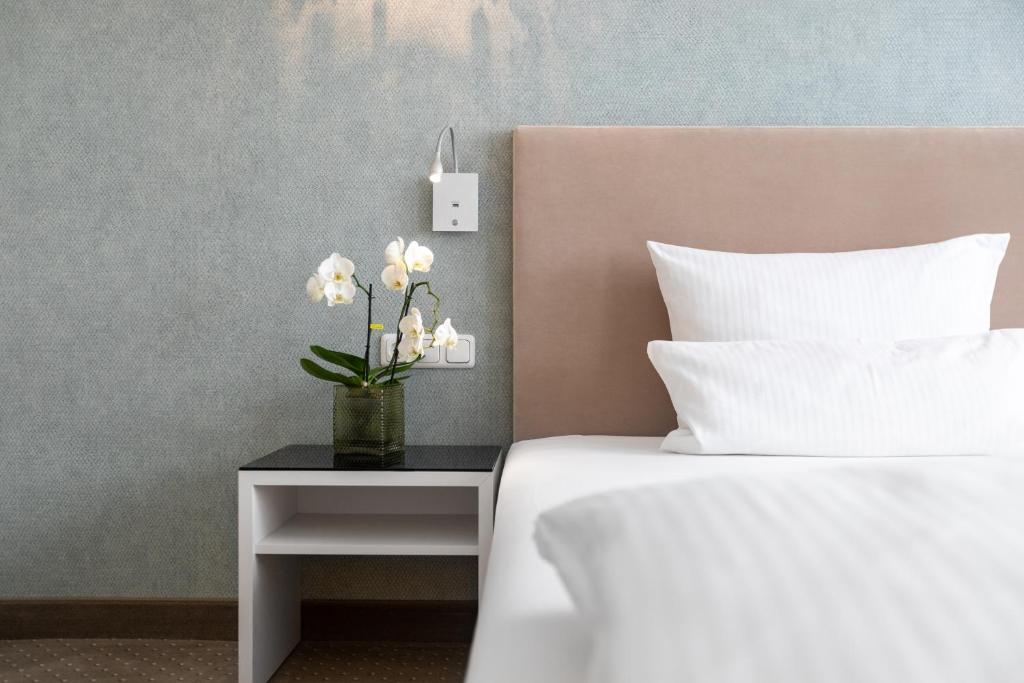 Hotel an der Oper - Resim 15