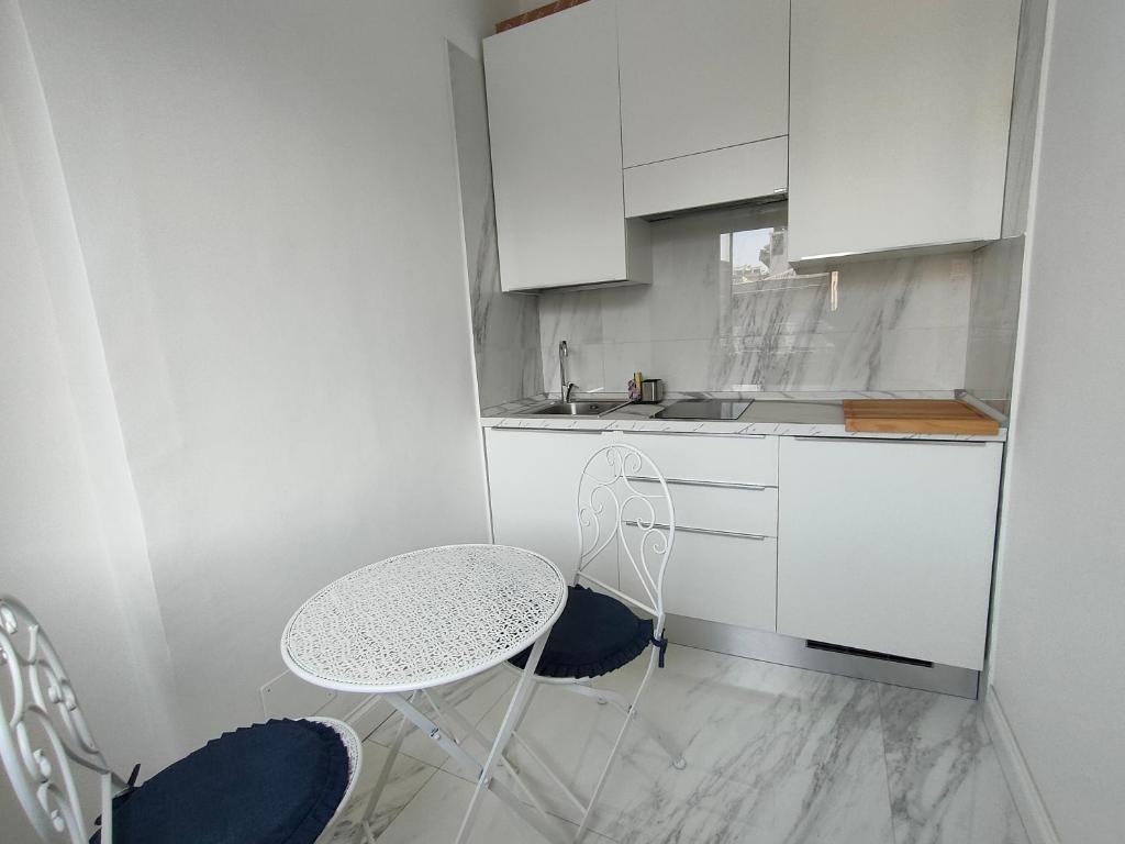 Finestre in piazza, Catania – Updated 2023 Prices