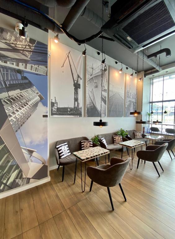 Posezení v ubytování Thruster - Rooms, Kitchen, Chill-Out Zone-Netflix, Lobby-Netflix