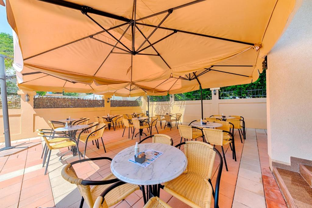 Restaurace v ubytování HOTEL DANA