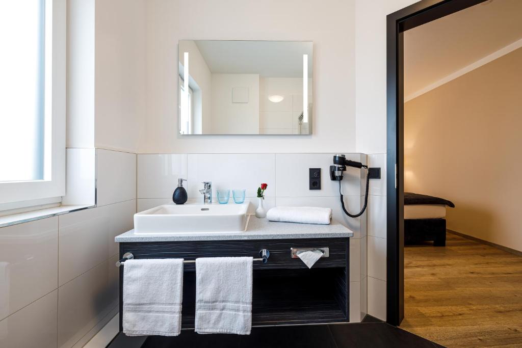 Fotografie z fotogalerie ubytování Herzl Hotel bei Erding v destinaci Forstern