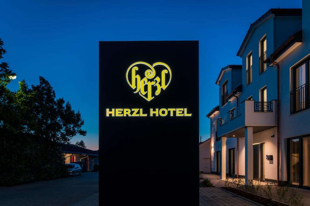 Certifikát, hodnocení, plakát nebo jiný dokument vystavený v ubytování Herzl Hotel bei Erding
