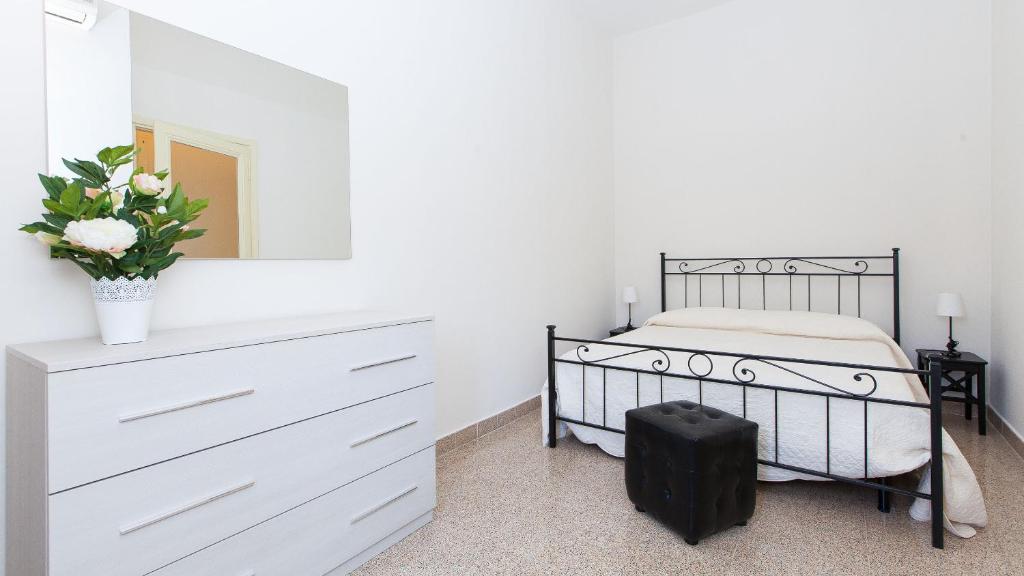 Rental in Rome Vatican View Terrace - One - Bedroom Apartment
