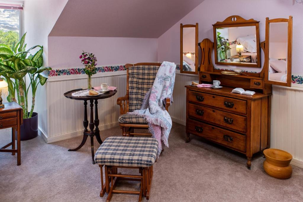 Woodrow House Bed & Breakfast - Sala Matrimoniali Con Divano Letto