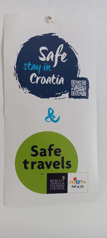 Certifikát, hodnocení, plakát nebo jiný dokument vystavený v ubytování Holiday Home Colnar