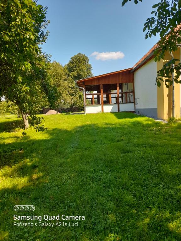 Zahrada ubytování Kojan