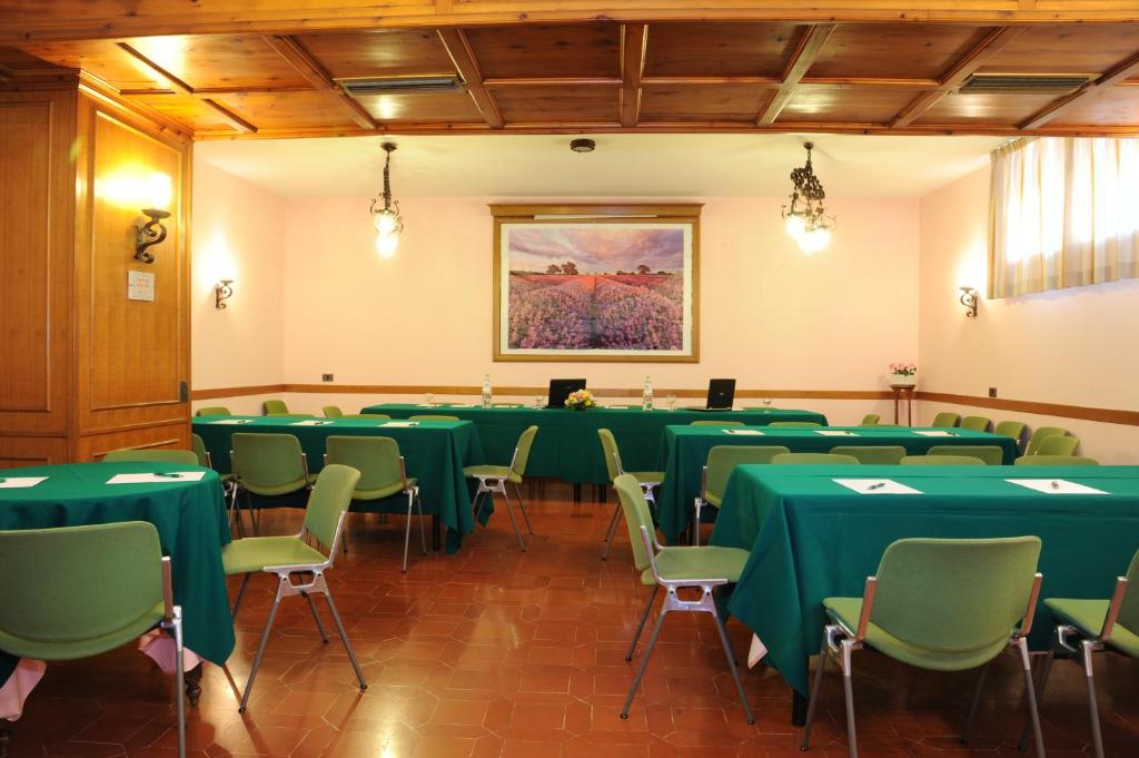 Restaurace v ubytování Grifone Hotel