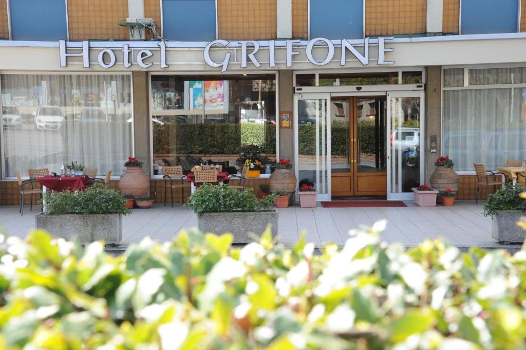 Exteriér nebo vchod ubytování Grifone Hotel