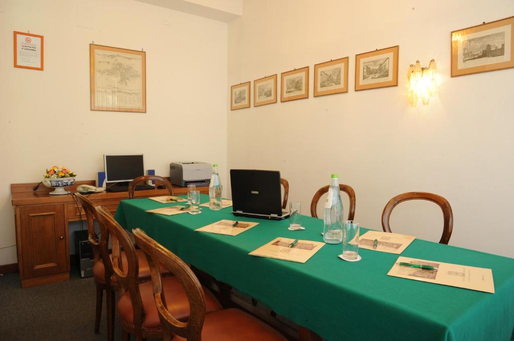 Konferenční prostory v ubytování Grifone Hotel
