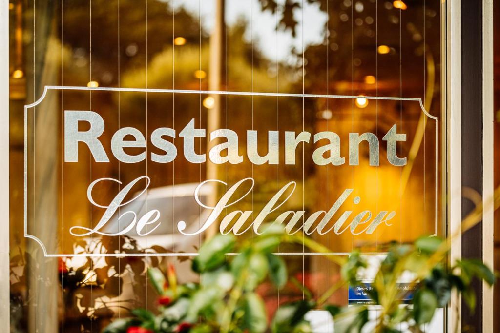 Certifikát, hodnocení, plakát nebo jiný dokument vystavený v ubytování Hotel Buschhausen