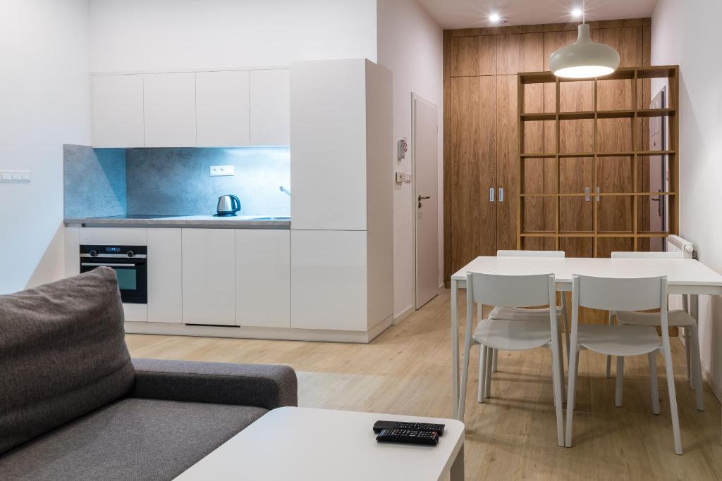 City Castle Apartments Free Parking - Resim 7