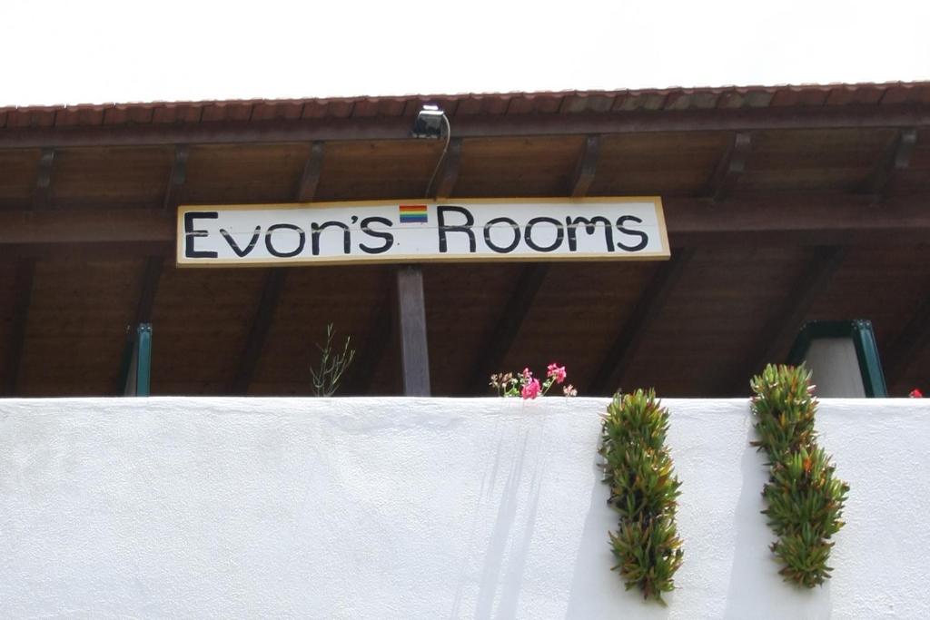 Zdjęcie z galerii obiektu Evon's Rooms w mieście Fanari