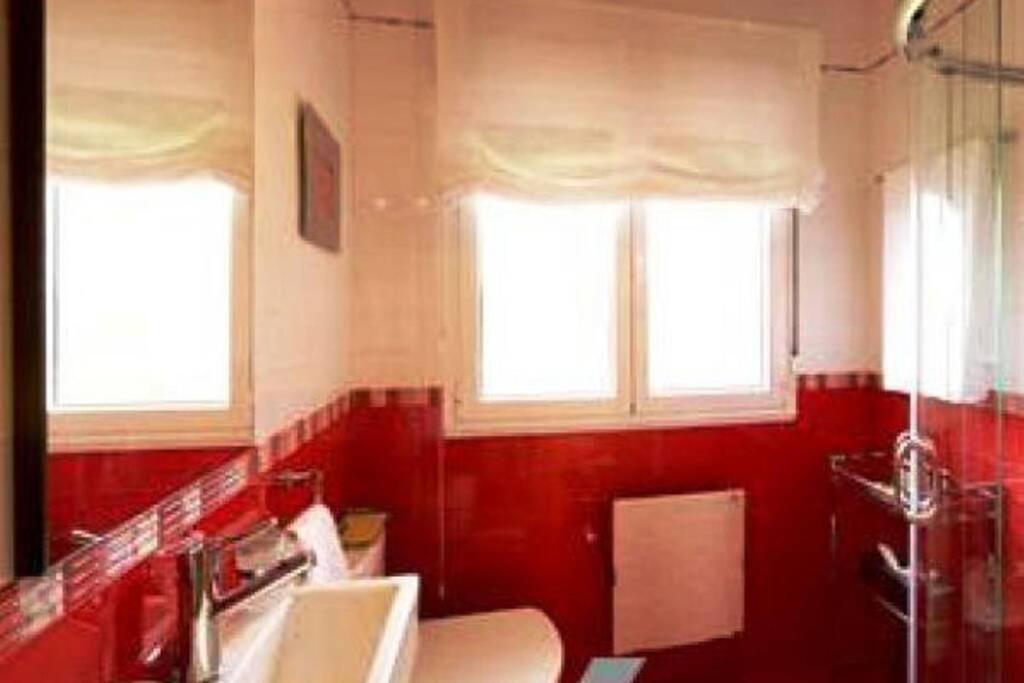 Koupelna v ubytování Villa Brandán - Villa con piscina privada para 12p - VV-187-AS Y VV-188-AS