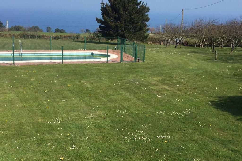 Bazén v ubytování Villa Brandán - Villa con piscina privada para 12p - VV-187-AS Y VV-188-AS nebo v jeho okolí