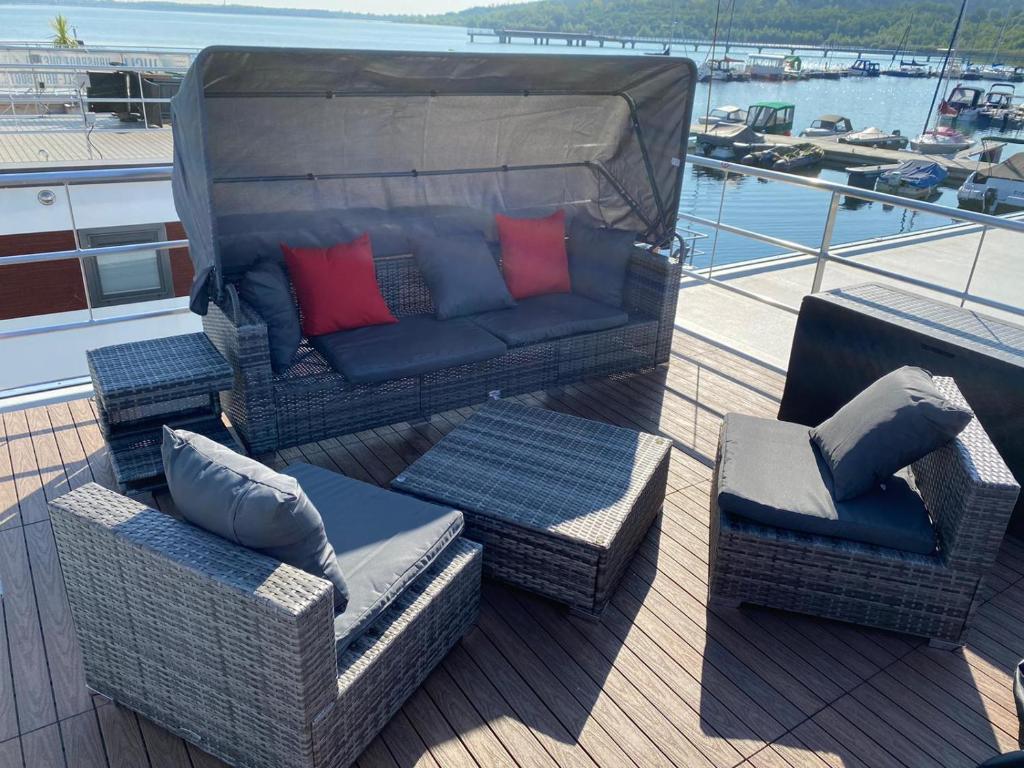 Posezení v ubytování Hausboot Casa di Lago