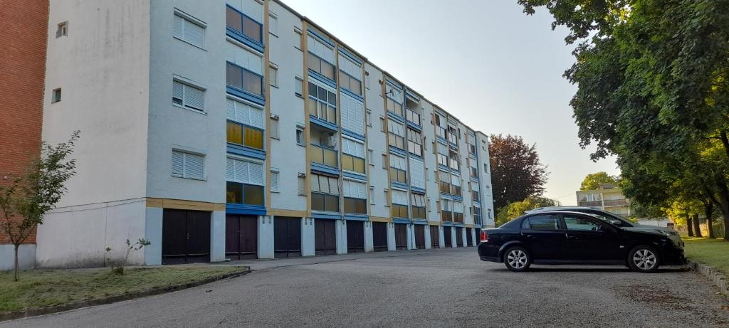 Budova, v ktorej sa apartmán nachádza