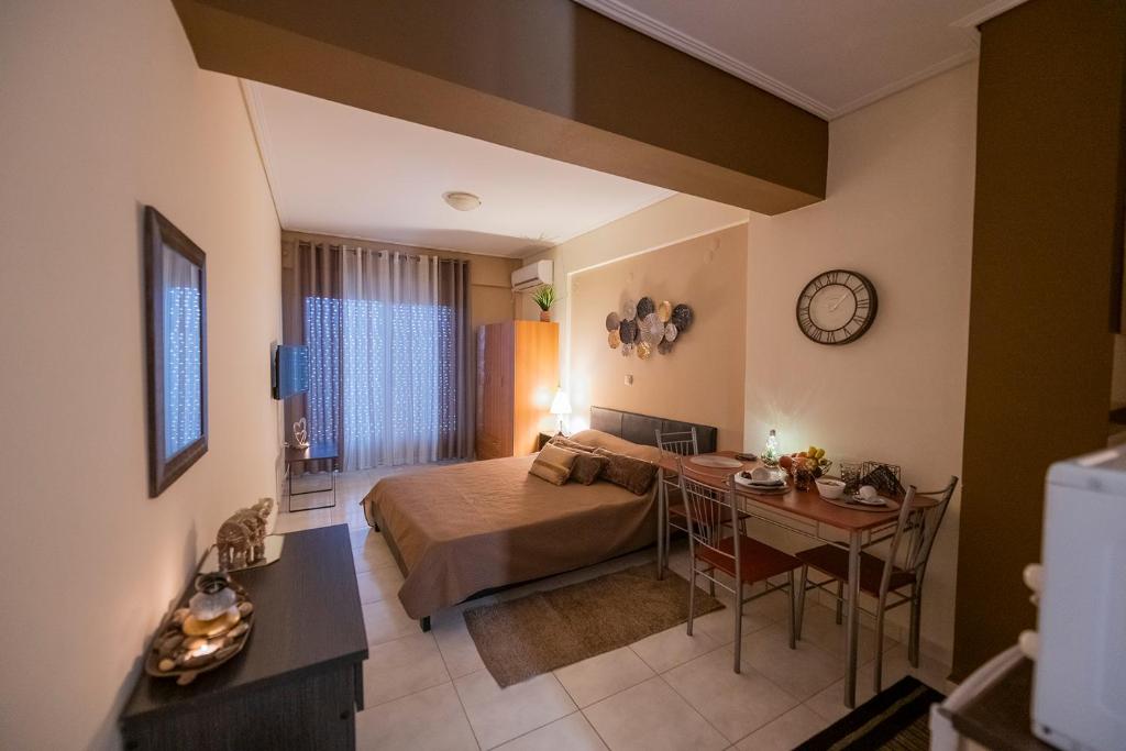 Laconian Collection ''Anesis'' - Housity