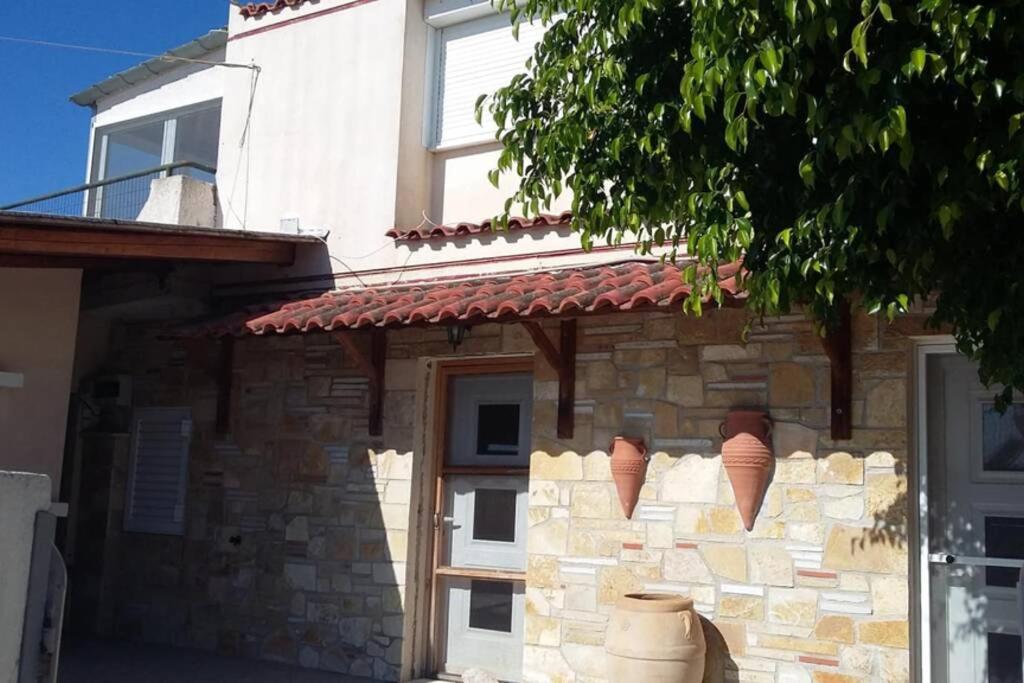 Cosy maisonette close to Poros,Epidauros,Nafplio - Casa De Tres Dormitorios