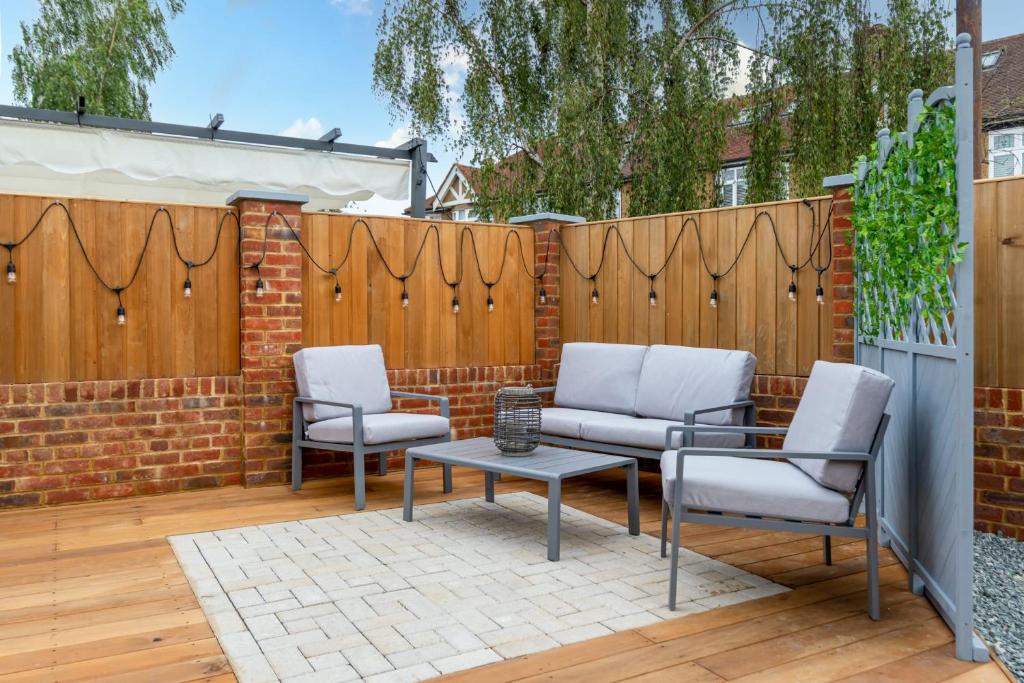 GuestReady - Unique Home near Wimbledon with Gorgeous Deck and Parking