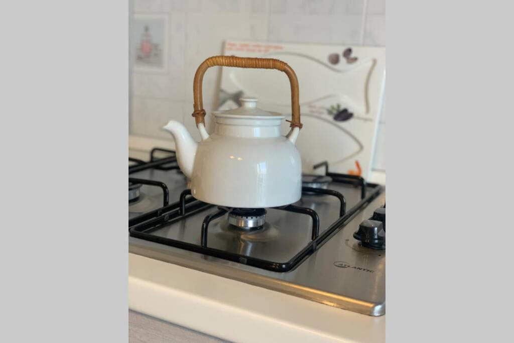 Kuchnia lub aneks kuchenny w obiekcie Casa vacanza - I Mulini con parcheggio gratuito incluso.
