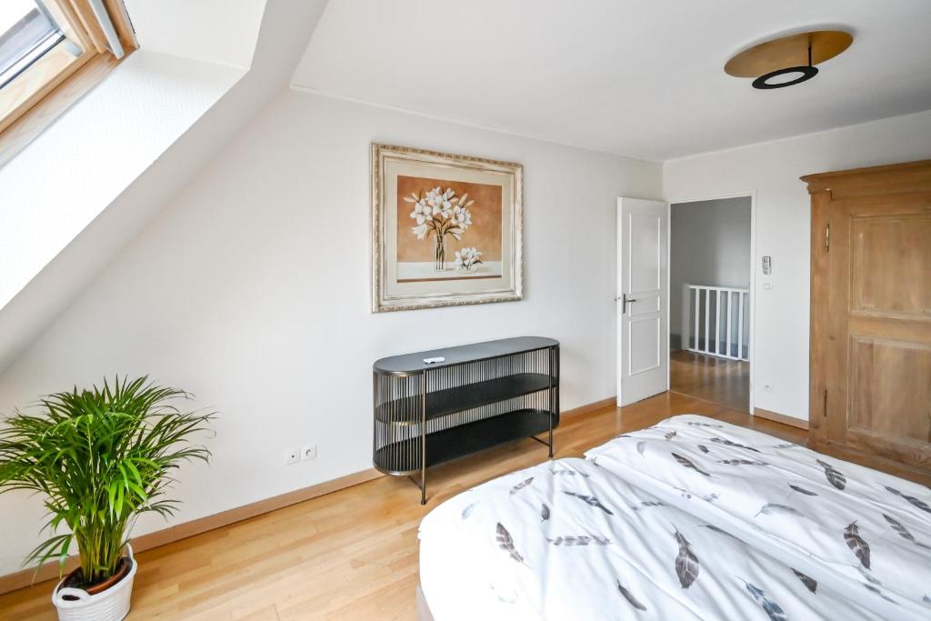 Le Saint-Eloi Luxury Apt private parking with AC 6 pers Colmar old town – photo 27