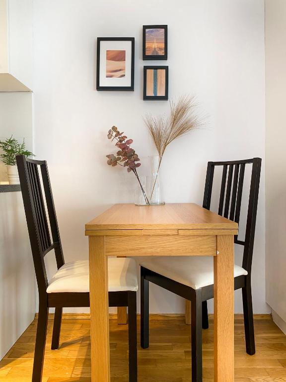 Zdjęcie z galerii obiektu Charming Studio for couples in the heart of Cracow w Krakowie