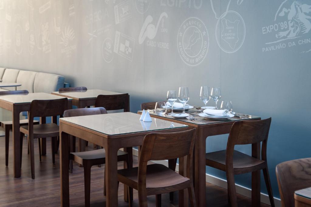 Posezení v ubytování Melia Lisboa Oriente Hotel