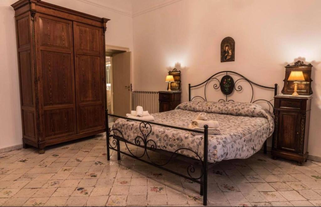 Appartamento Palazzo Pace al Cassaro - Superior King Room