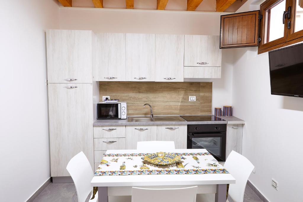 Porta Palermo House - Housity