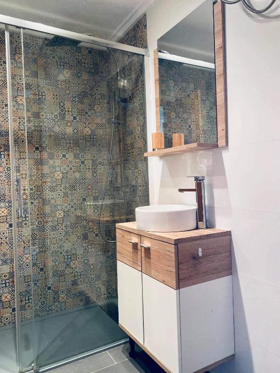 A bathroom at Perfect for exploring local areas and more