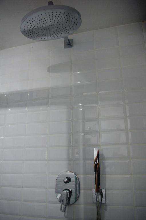 A bathroom at Casetta Arco