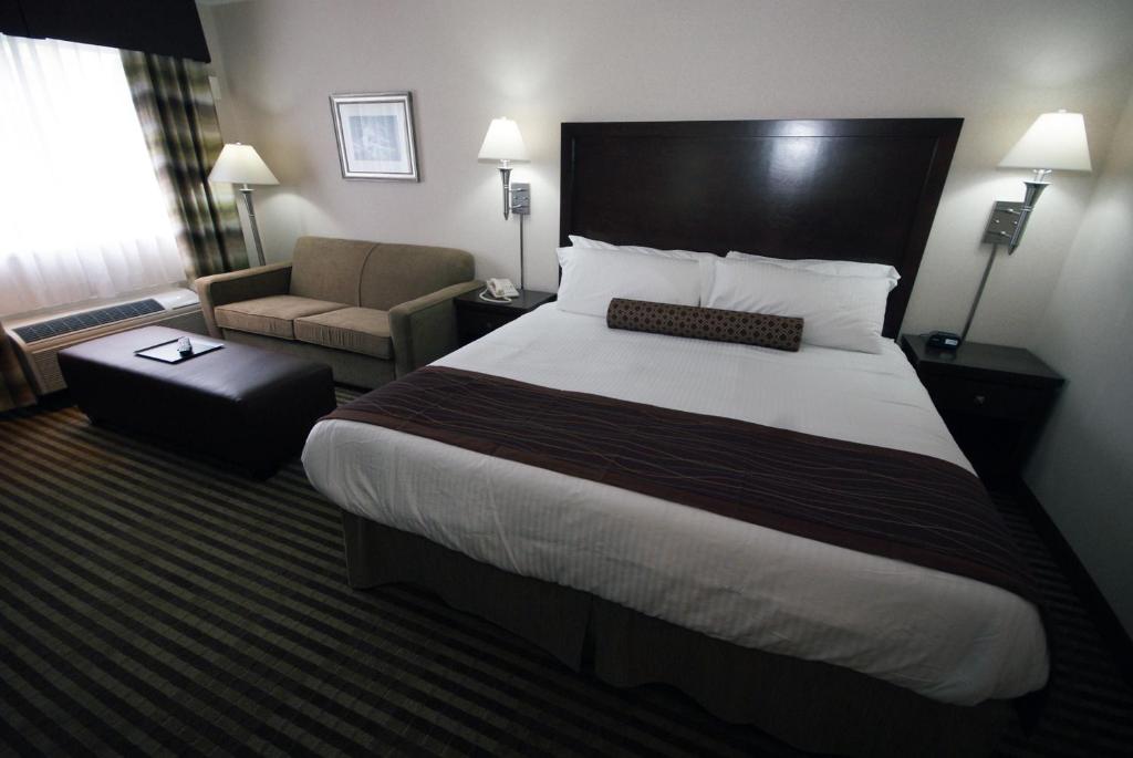 Powell River Town Centre Hotel - Executive Queen Room