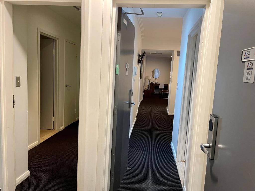 APX World Square - Resim 24