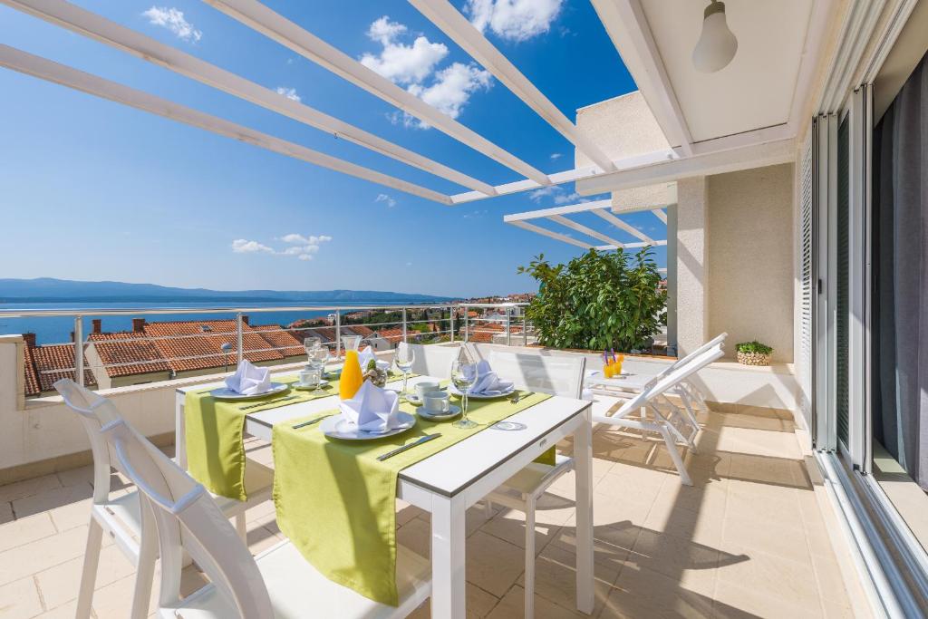 Balkón nebo terasa v ubytování Apartments Villa Azzurra Bol