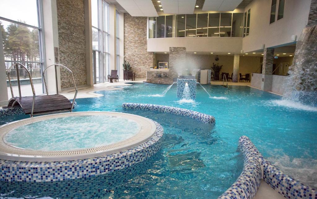 Bazén v ubytování Noorus SPA Hotel nebo v jeho okolí
