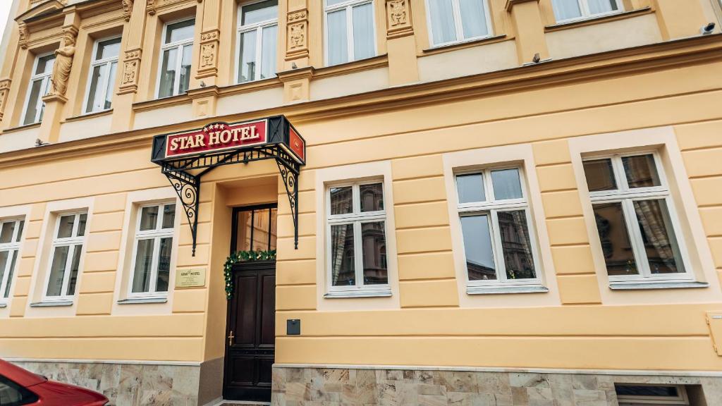 Budova, kde se hotel nachází