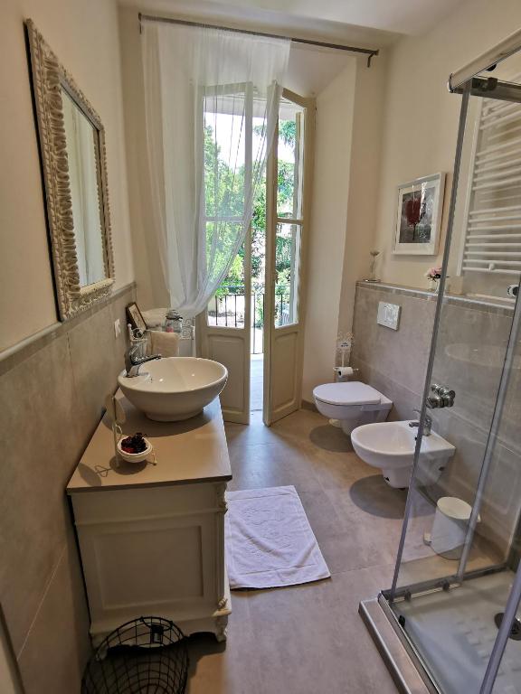 Koupelna v ubytování AriediParma - Rooms&apartments