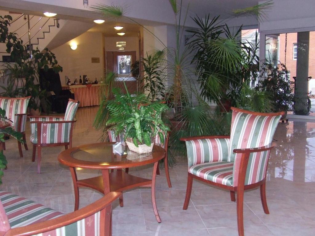 Szonyi Garden Hotel Pest - Resim 21