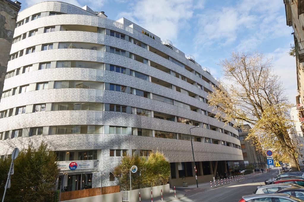 Budova, v ktorej sa apartmán nachádza