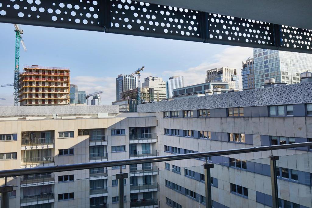 Výhľad na mesto Varšava alebo výhľad na mesto priamo z apartmánu
