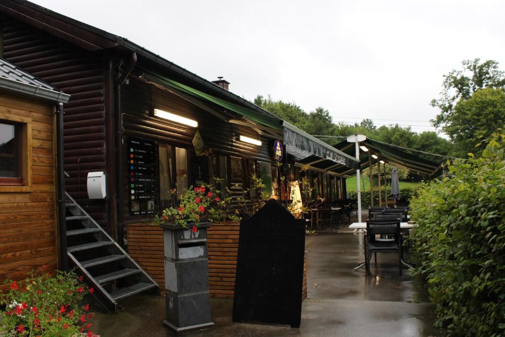 Fotografie z fotogalerie ubytování Chalet Ardennais 240 - La Boverie - Rendeux v destinaci Rendeux