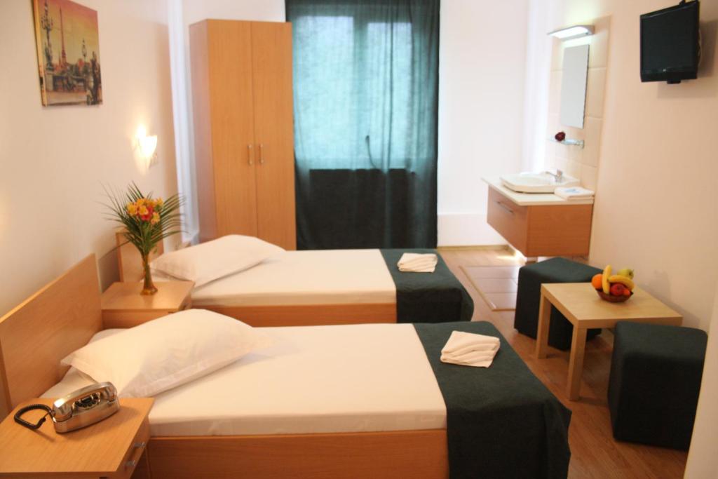 Hotel Sir Gara de Nord - Resim 16