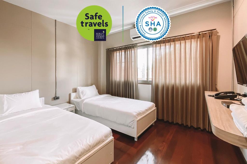 Grand Hotel Buriram - Standard Twin Room