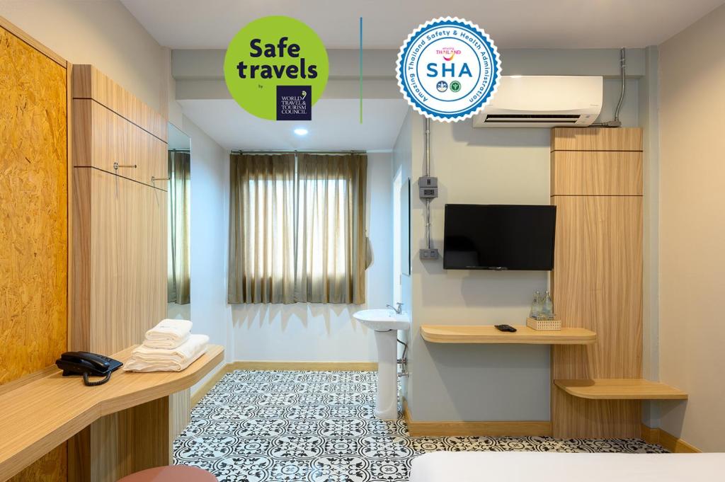 Grand Hotel Buriram - Standard Double Room