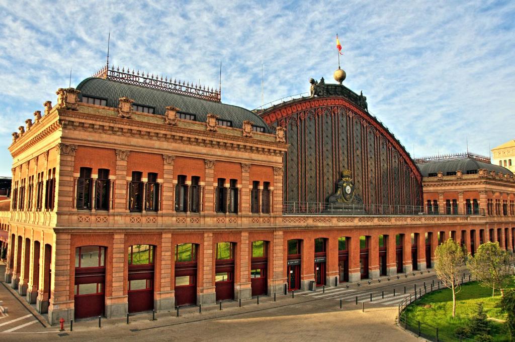 LUXURY, PRIVATE WELLNESS IN PRADO MUSEUM NEW AUG21, Madrid ...
