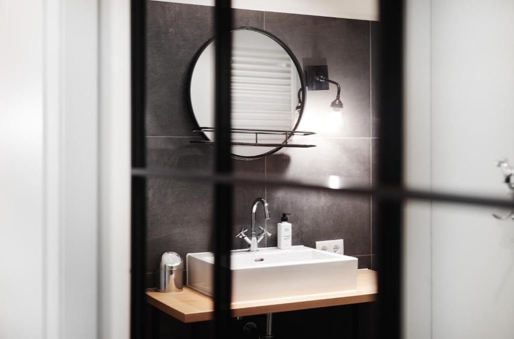 HOMEBOUND APARTMENTS Salzburg City II - contactless check-in - Resim 13