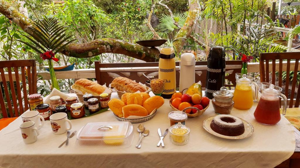 Opciones de desayuno disponibles en Pousada Ilha do Mel Café