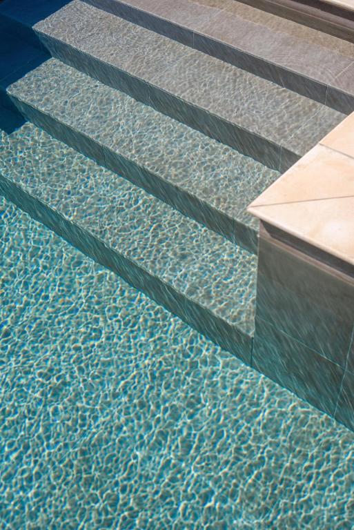 The swimming pool at or close to La Baracca