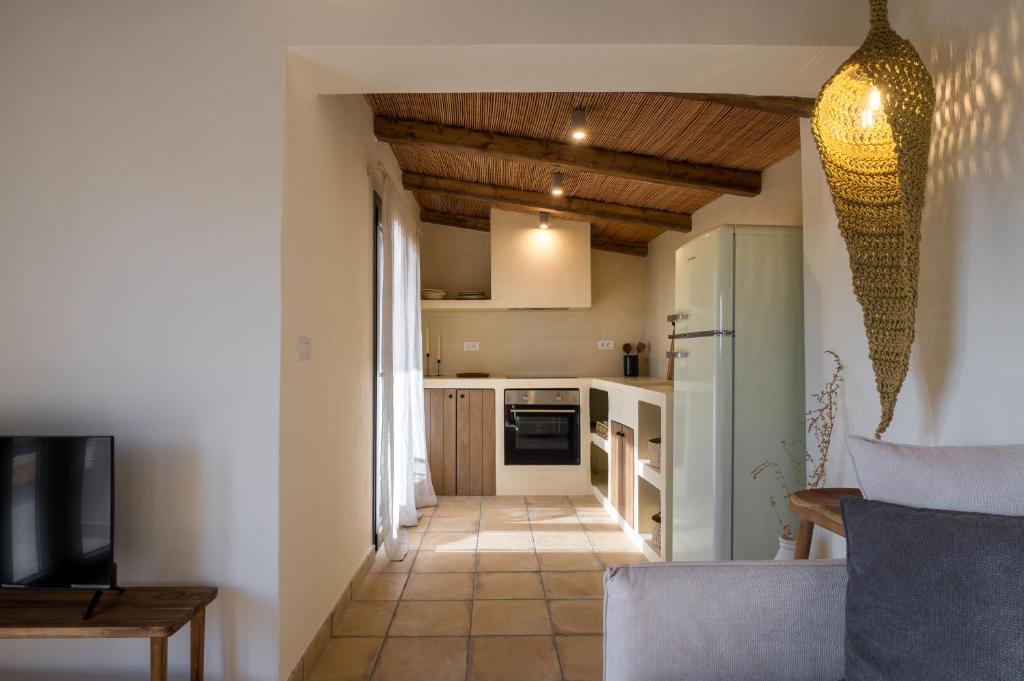 A kitchen or kitchenette at La Baracca
