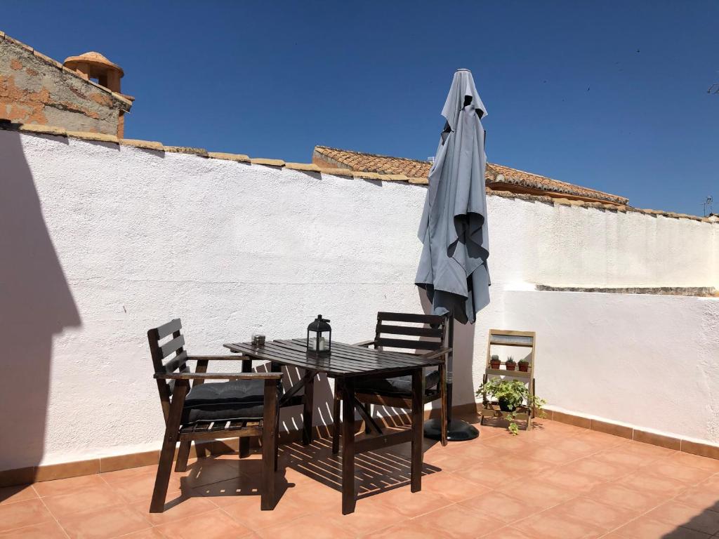 A balcony or terrace at Ático Mirador de Peregrinos